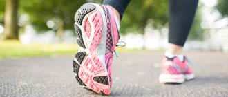 Cómo tratar y prevenir el pie de atleta